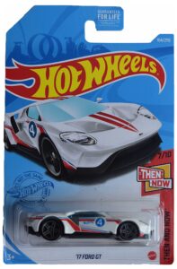 hot wheels '17 ford gt, [white] 164/250 then and now 7/10