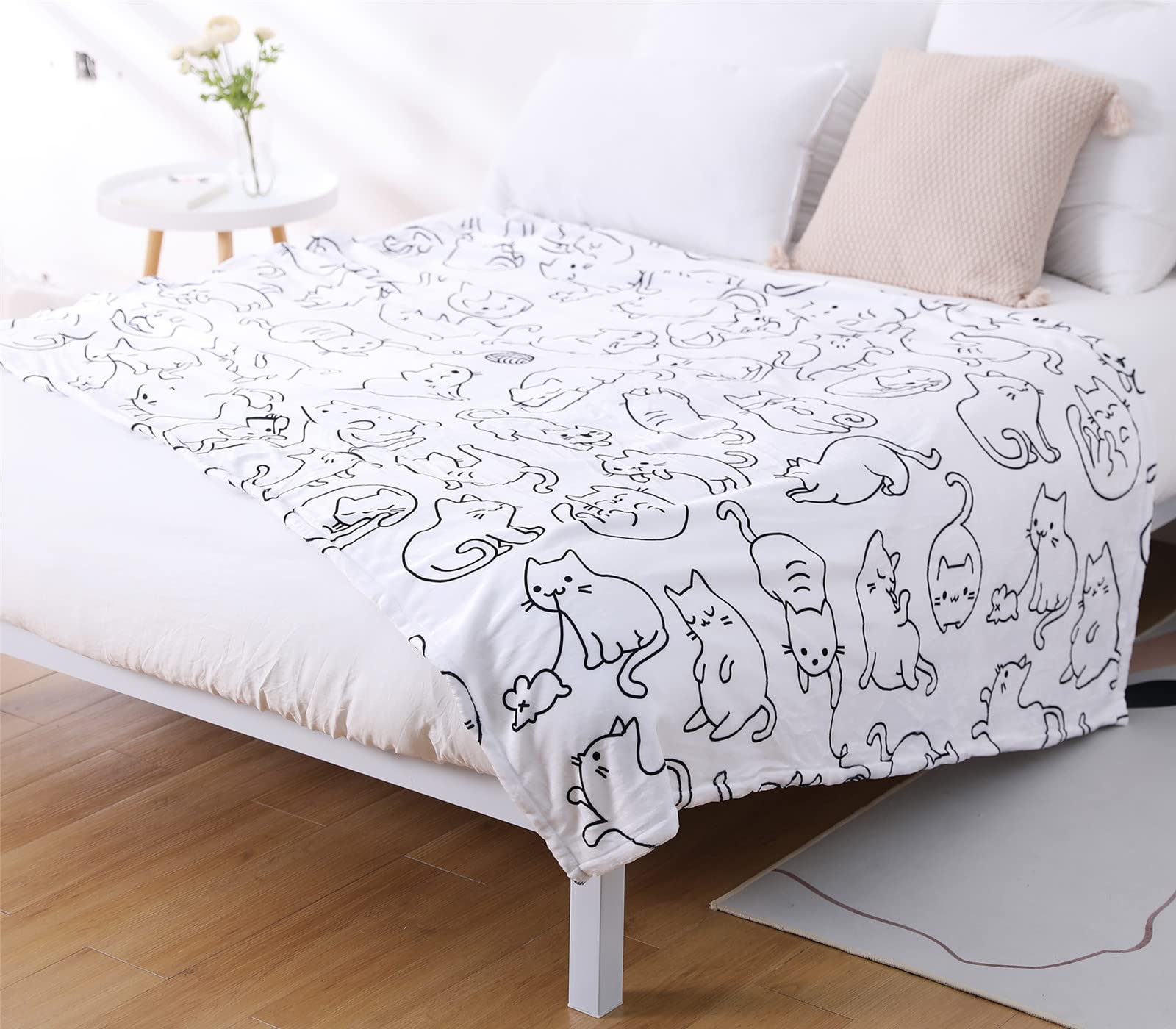 Sviuse Cat Blanket Twin Size Blanket Cat Gifts for Cat Lovers Soft Flannel White Cats Pattern Throw for Girls Women Kids (60" X 80", Cat 2)