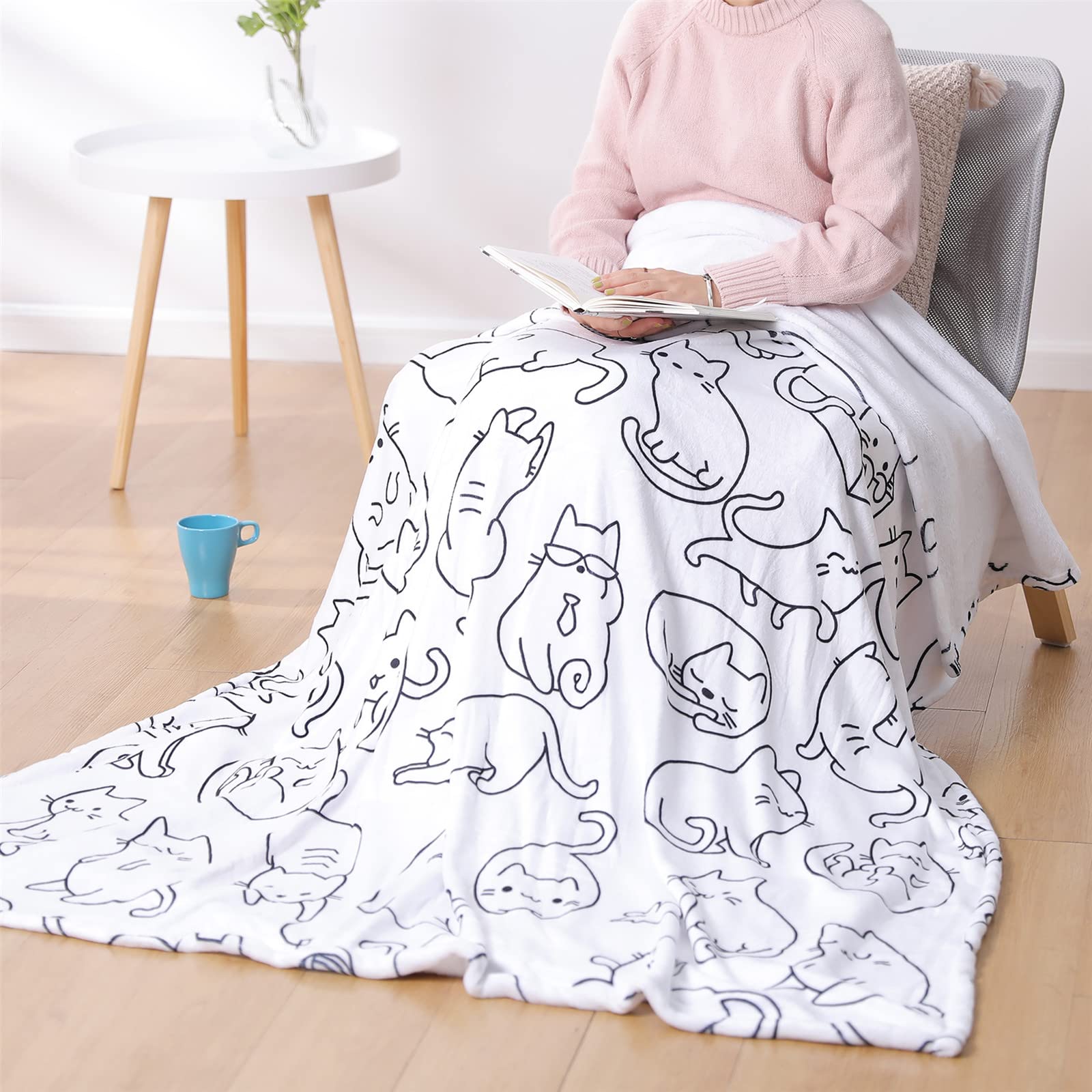 Sviuse Cat Blanket Twin Size Blanket Cat Gifts for Cat Lovers Soft Flannel White Cats Pattern Throw for Girls Women Kids (60" X 80", Cat 2)