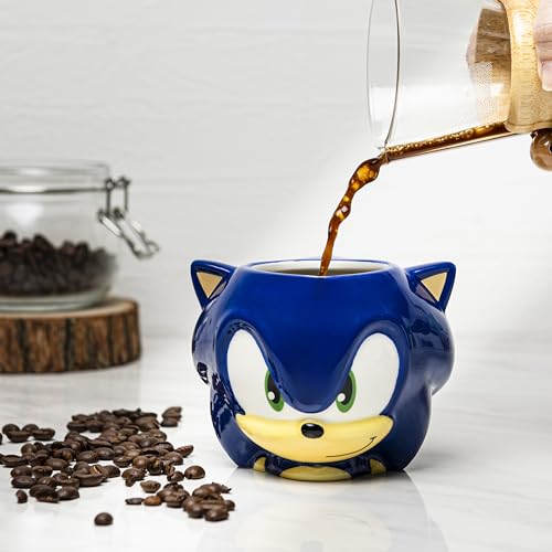 Zak Designs Sonic the Hedgehog Sculpted Ceramic Coffee Mug for Hot Drinks, Collectible Keepsake with Unique 3D Character (15 oz, Sonic)