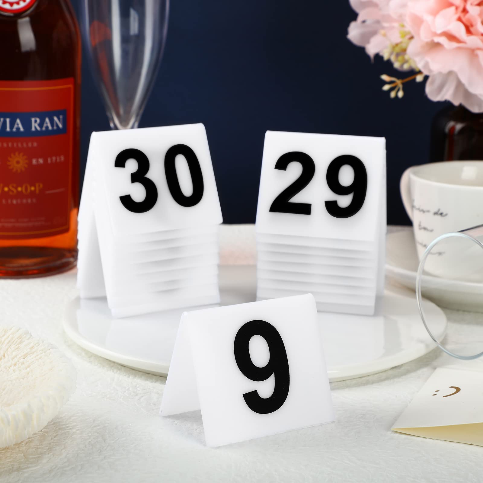 40 Pieces Acrylic Tent Table Numbers 1-40 Double Side Numbered Table Tents Restaurant Wedding Table Number White Table Tent Numbers Cards Signs for Party Banquets Service Evidence Markers Supplies