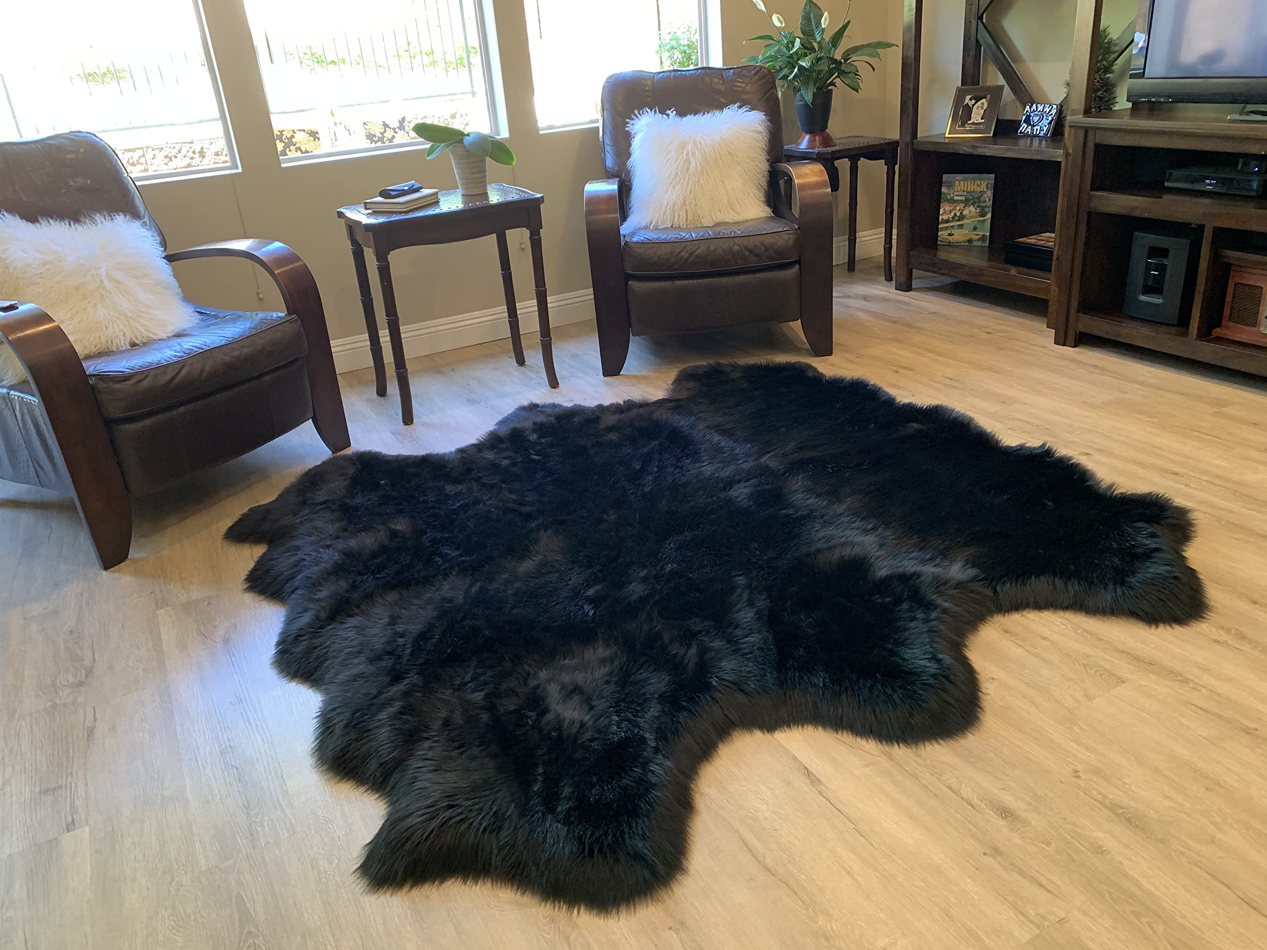 LAMBZY Faux Sheepskin Super Soft Hypoallergenic Silky Shag Rug for Living Room, Kids Room, Sofa (Sexto 6 Pelts 6'x6', Black)