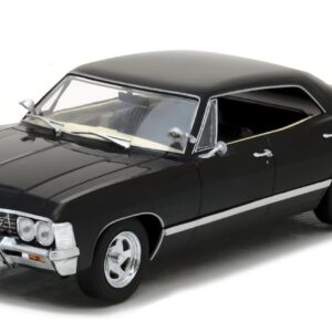 GreenLight 1:24 1967 Chevro&let Impala Sport Sedan - Tuxedo Black 84035 [Shipping from Canada]