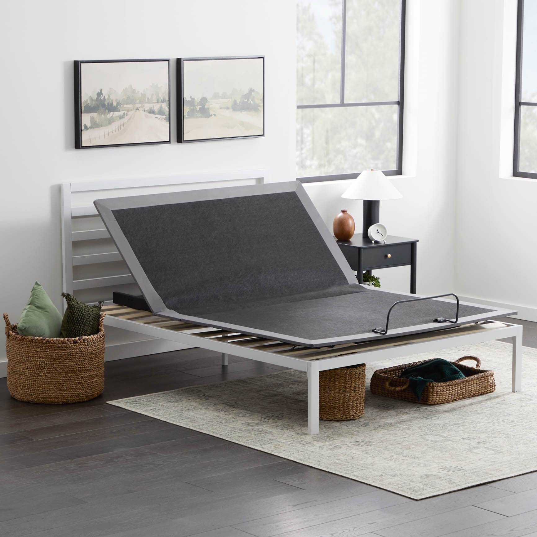 Edenbrook Cassidy Metal Platform Bed Frame with Metal Headboard - Box Spring Not Required - Wood Slat Support, White, Queen