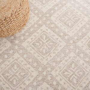 SAFAVIEH Micro-Loop Collection Accent Rug - 2'3" x 5', Beige & Ivory, Handmade Moroccan Boho Tribal Wool, Ideal for High Traffic Areas in Entryway, Living Room, Bedroom (MLP501B)