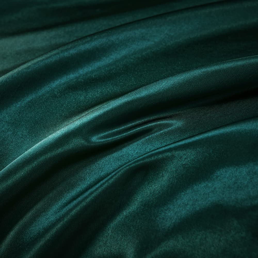 Ydtwnyq 3 PCS Dark Green Satin Silky Duvet Cover Queen Size Luxury Silky Duvet Cover Sets Super Soft Bedding Set Solid Color 90"x90" Duvet Cover,2 Pillowcases(Queen,Dark Green)