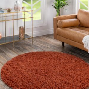 Rugs.com - Über Cozy Solid Shag Collection Rug – 3 Ft Round Terracotta Shag Rug Perfect for Kitchens, Dining Rooms