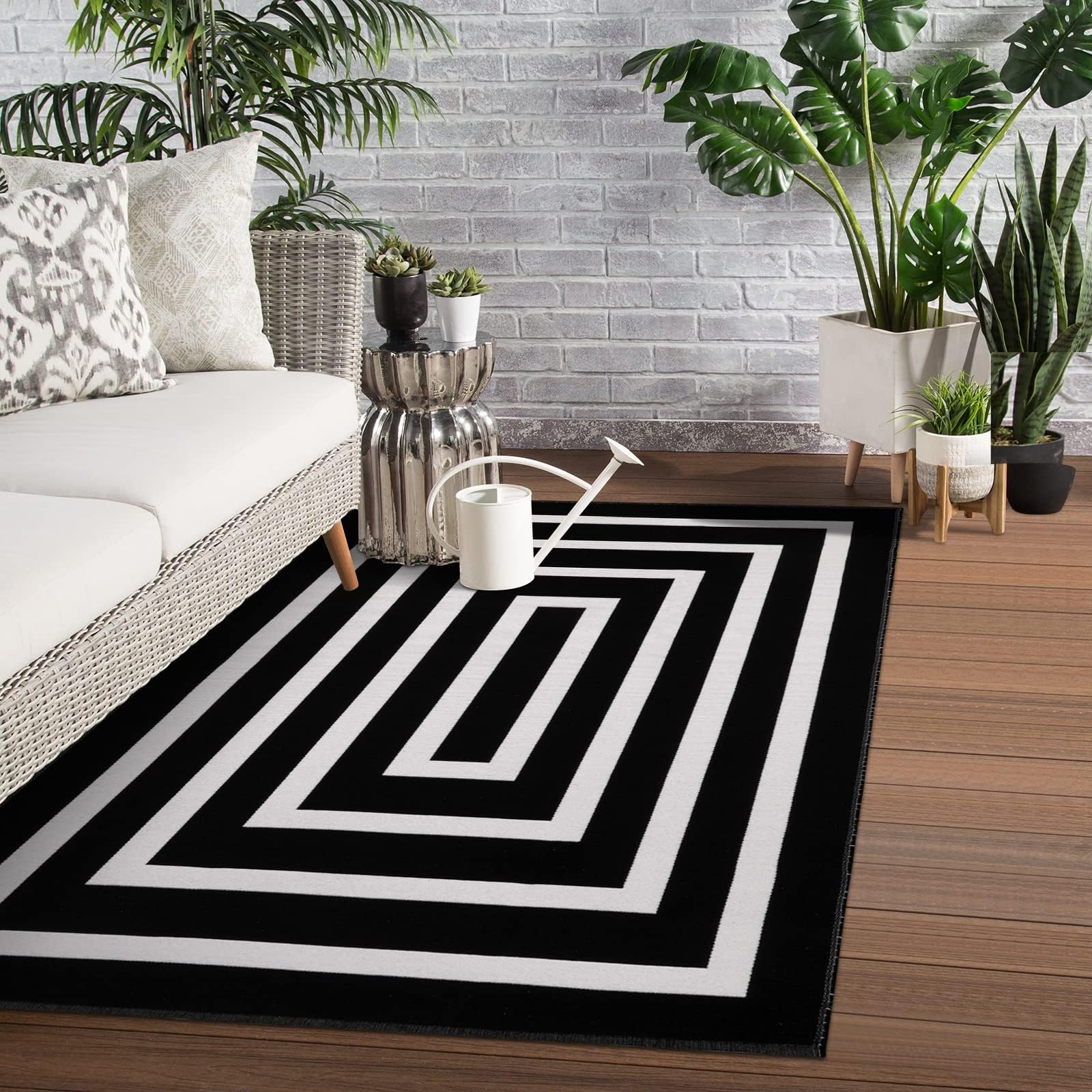 LEEVAN Black and White Rug 3x5 ft Cotton Woven Striped Door Mat Reversible Foldable Washable Indoor Outdoor Striped Rug Farmhouse Geometric Front Porch Rug for Living Room/Front Door/Balcony