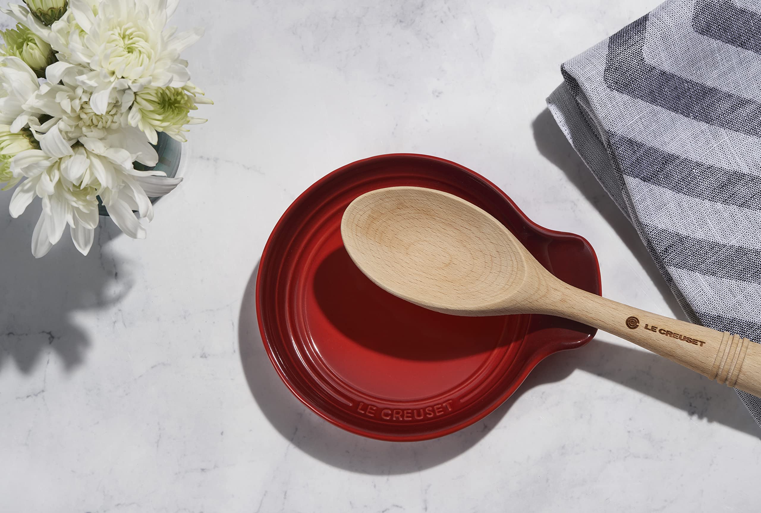 Le Creuset Signature Stoneware Spoon Rest, 6 Inches, Meringue