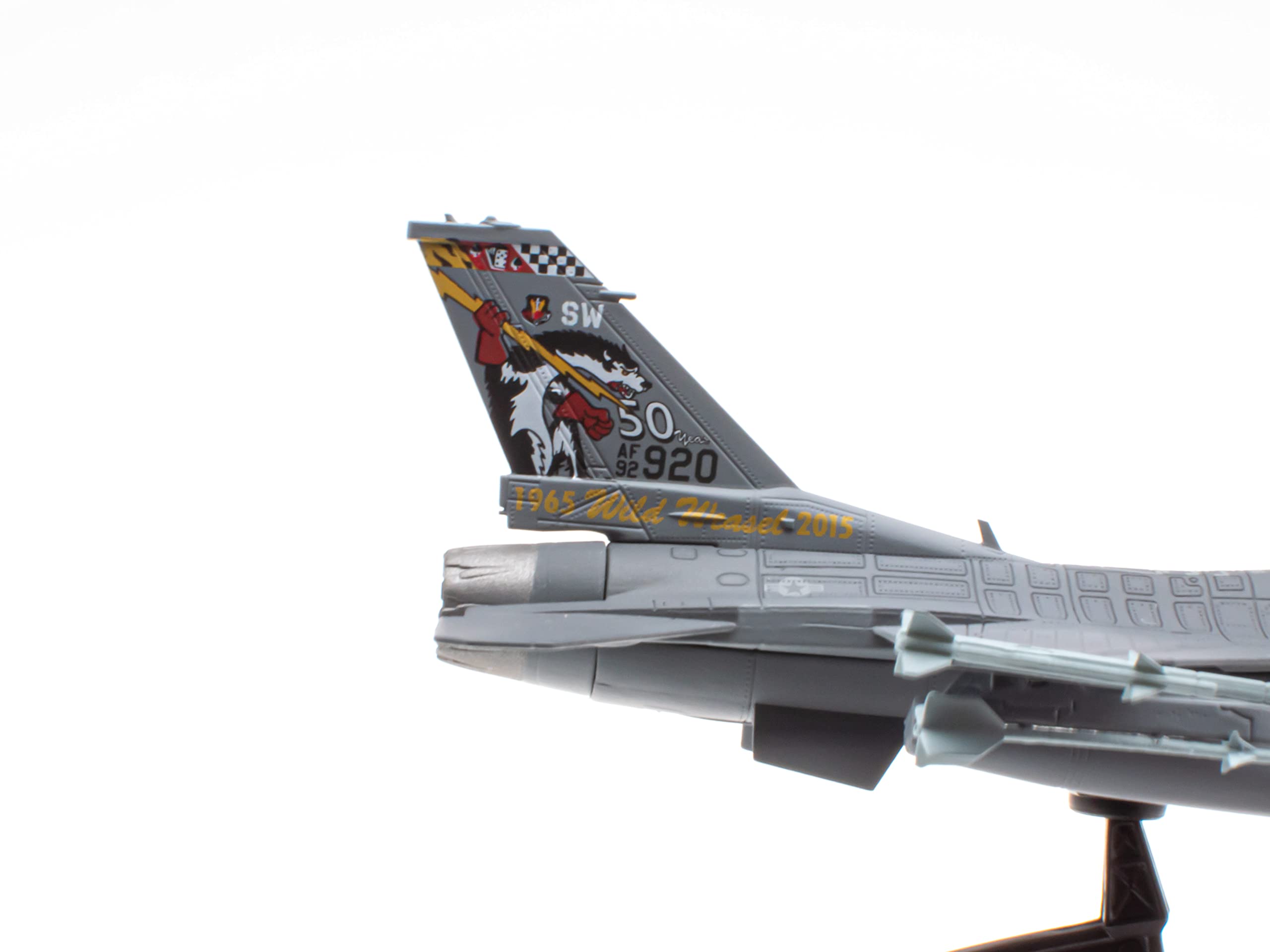 OPO 10 - Military Fighter Aircraft 1/100 F-16CM Fighting Falcon / 50th Anniversary of Wild Weasel/USAF 20th FW 2015 - CP36