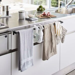 Yamazaki 5693 Extendable Long Towel Hanger Bar, Black, Approx. W16.5 - 29.9 x D 3.9 x H 2.8 inches (42 - 76 x 7.4 - 8.5 x 5 cm), Tower, Kitchen Storage, Towel Rack, Kitchen Accessories