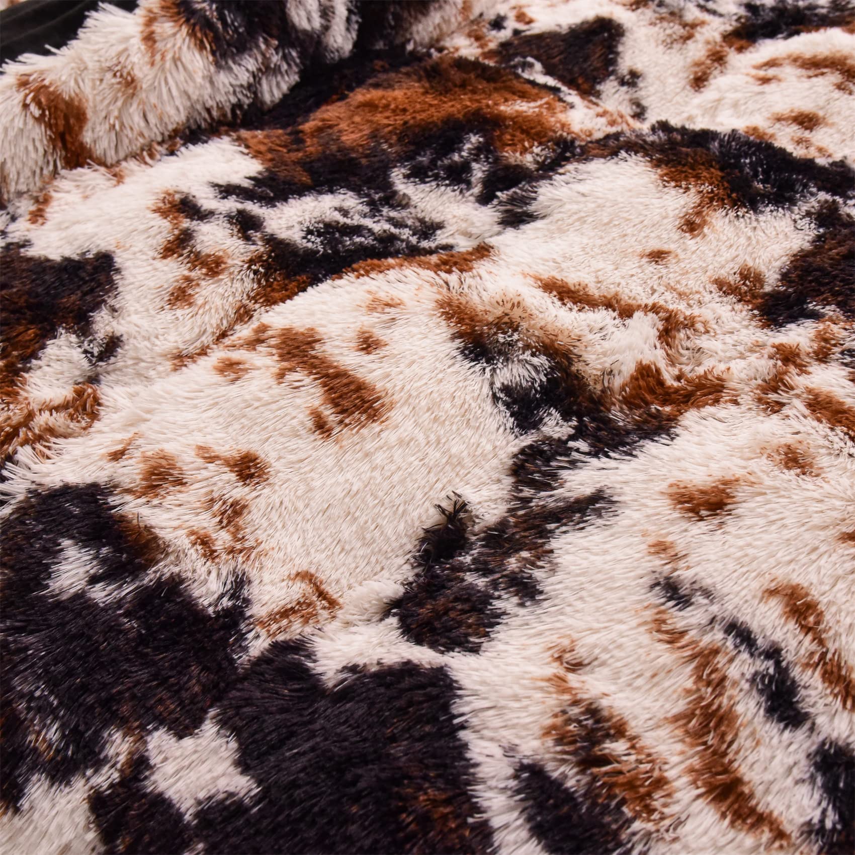 Aimuan Cow Print Duvet Cover Shaggy Fluffy Tie Dye Brown Black Velvet Bedding Set Super Soft Faux Fur Fuzzy Comforter Cover with Pillowcases (Coffee-Black, King)