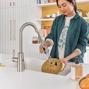 Moen Riley Spot Resist Stainless Hands-Free Touchless Sensor Single Handle Pull Down Kitchen Faucet, 7402EWSRS