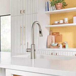 Moen Riley Spot Resist Stainless Hands-Free Touchless Sensor Single Handle Pull Down Kitchen Faucet, 7402EWSRS