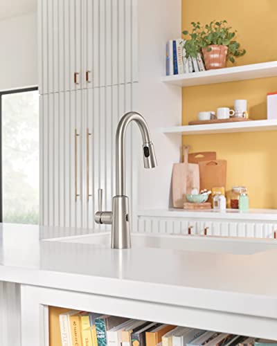 Moen Riley Spot Resist Stainless Hands-Free Touchless Sensor Single Handle Pull Down Kitchen Faucet, 7402EWSRS