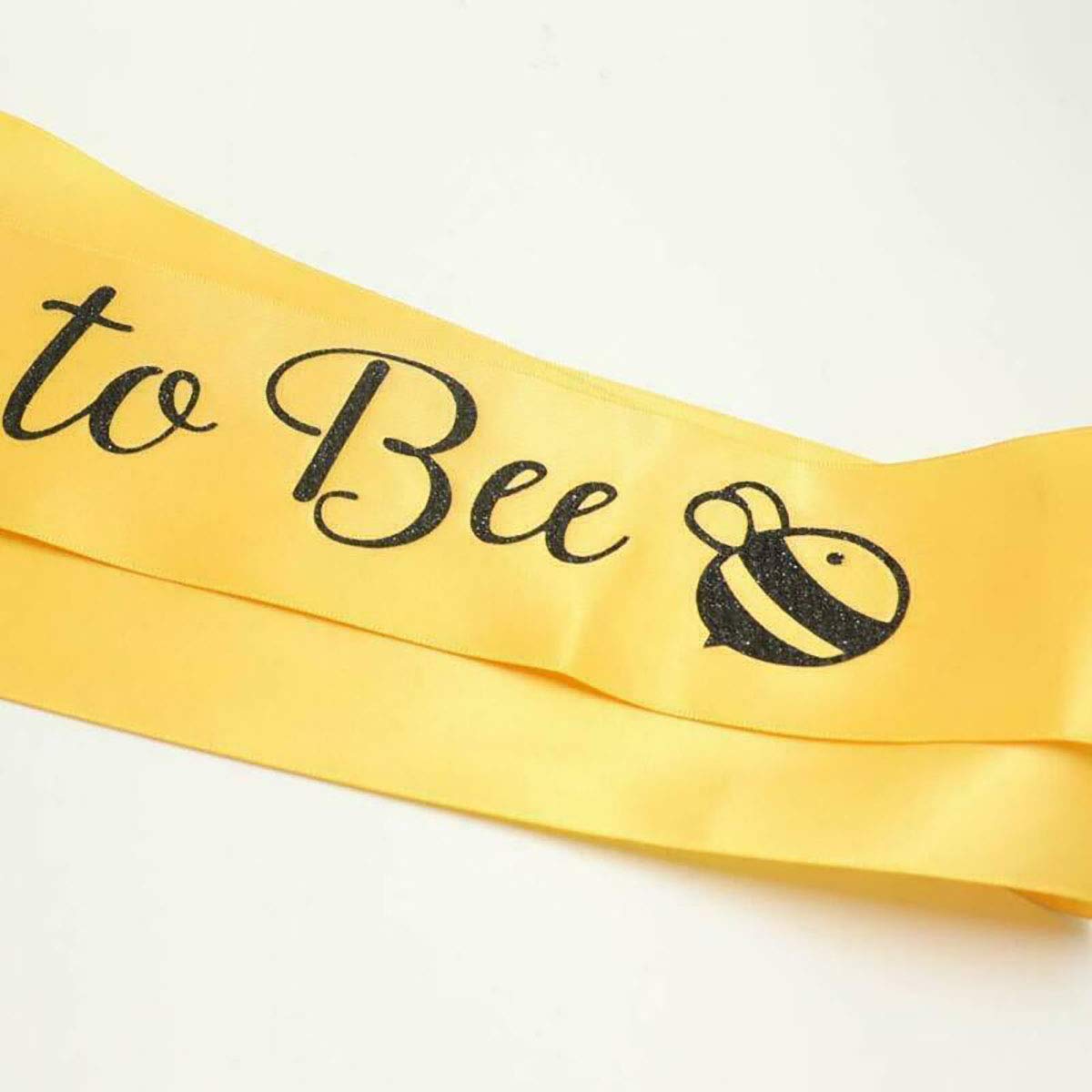 LINGAIXINYUE Baby Shower Decorations -'Mommy to Bee' Gold Sash and 'Daddy to Bee' Tinplate Badge Combo Kit Baby Shower Party Favors Decorations Gift for Pregnant Party Deco