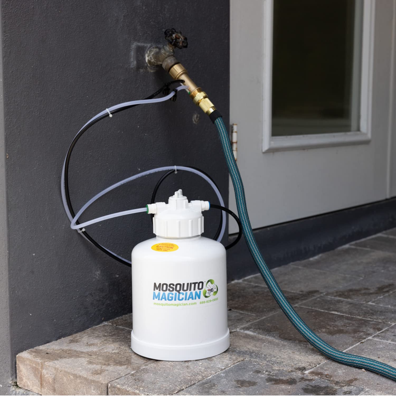 Mosquito Magician Hose Injection System with 1 Gallon Liquid Concentrate - User-Friendly - for Small to Mid-Size Yards - Kills Mosquitoes, Fleas, Fire Ants - Apply to Plants, Grass, and Exterior Walls