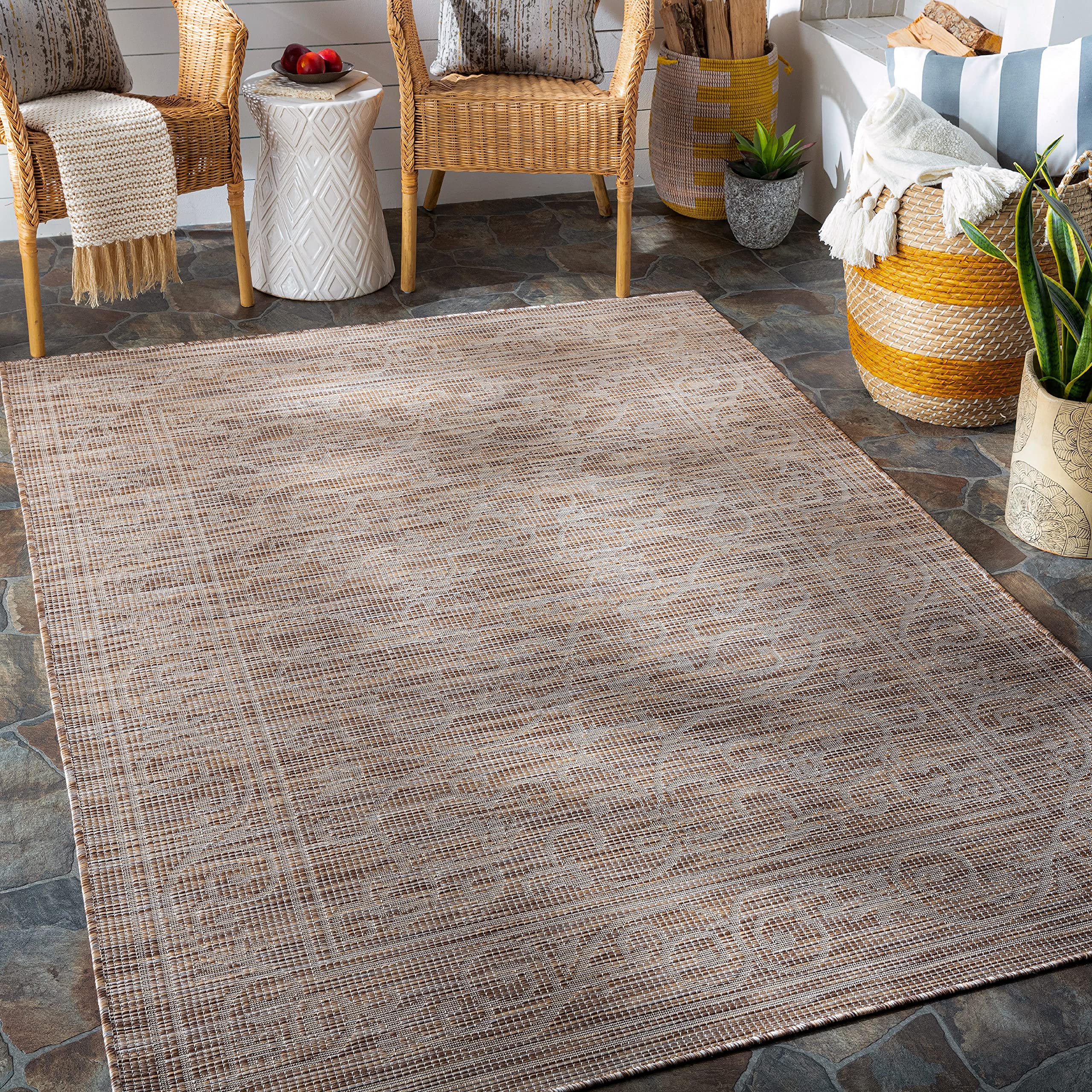 Mark&Day Outdoor Rugs, 5x7 Castricum Traditional Indoor/Outdoor Taupe Area Rug, Non Shedding Brown Cream Carpet for Patio, Porch, Deck, Bedroom, Living Room or Kitchen (5'1" x 7')