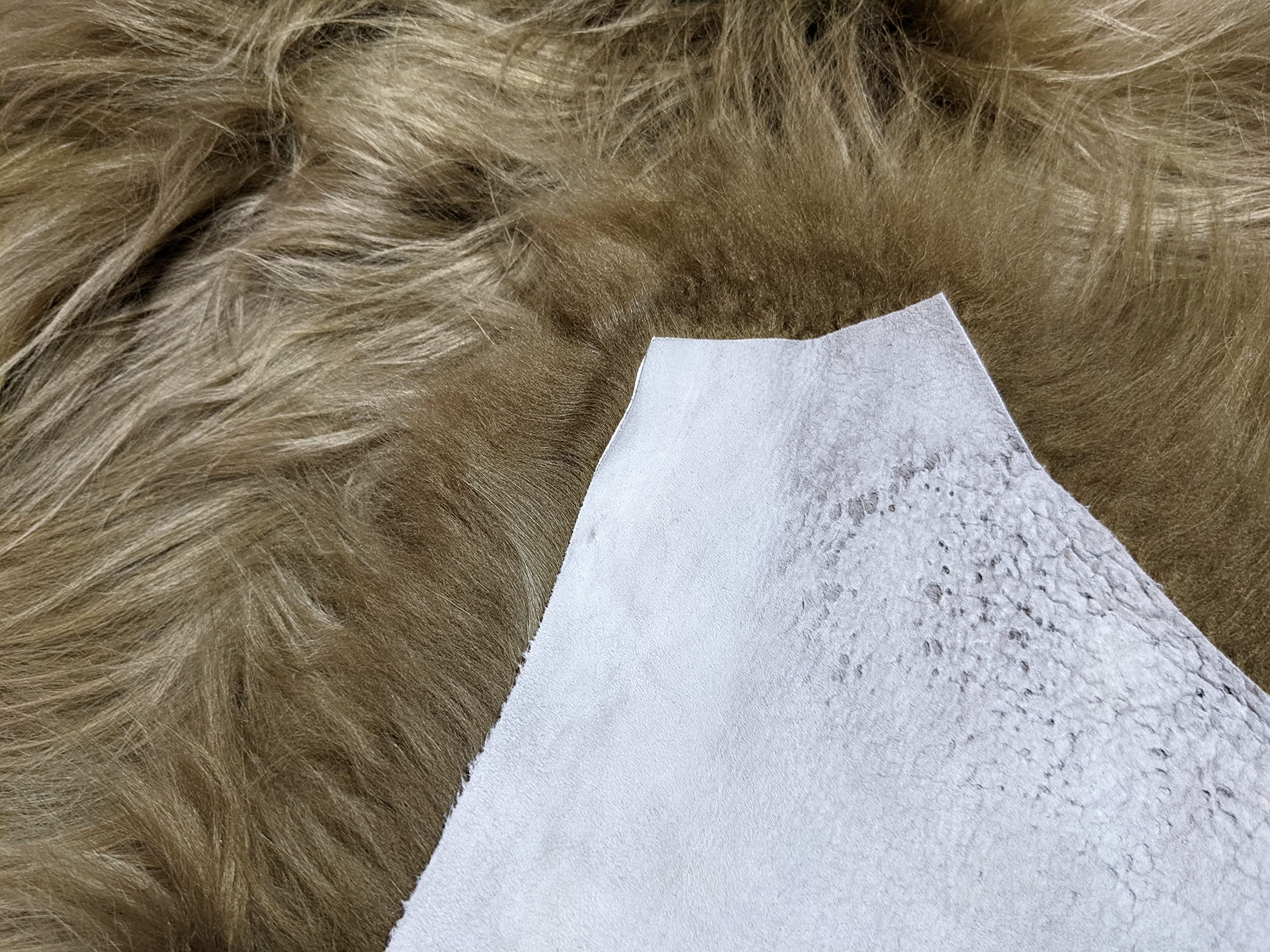 Home Collezione by Salvani Sheepskin Rug Throw Genuine Icelandic (Frosted Brown Curly)