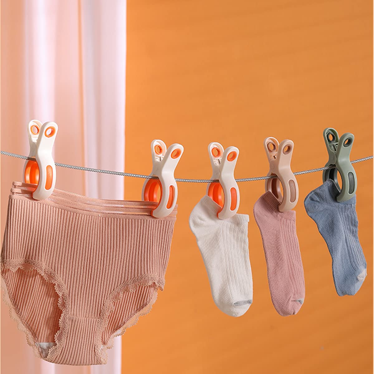 Beach Towel Clips 6pcs and Metal Clips 8pcs, Cloth Pins Quilt Drying Clip Plastic Clothpins Beach Pool Chair Clip Strong Grip Holder Clamp to Keep Your Towel, Clothes for Clothesline and Hanging Rack