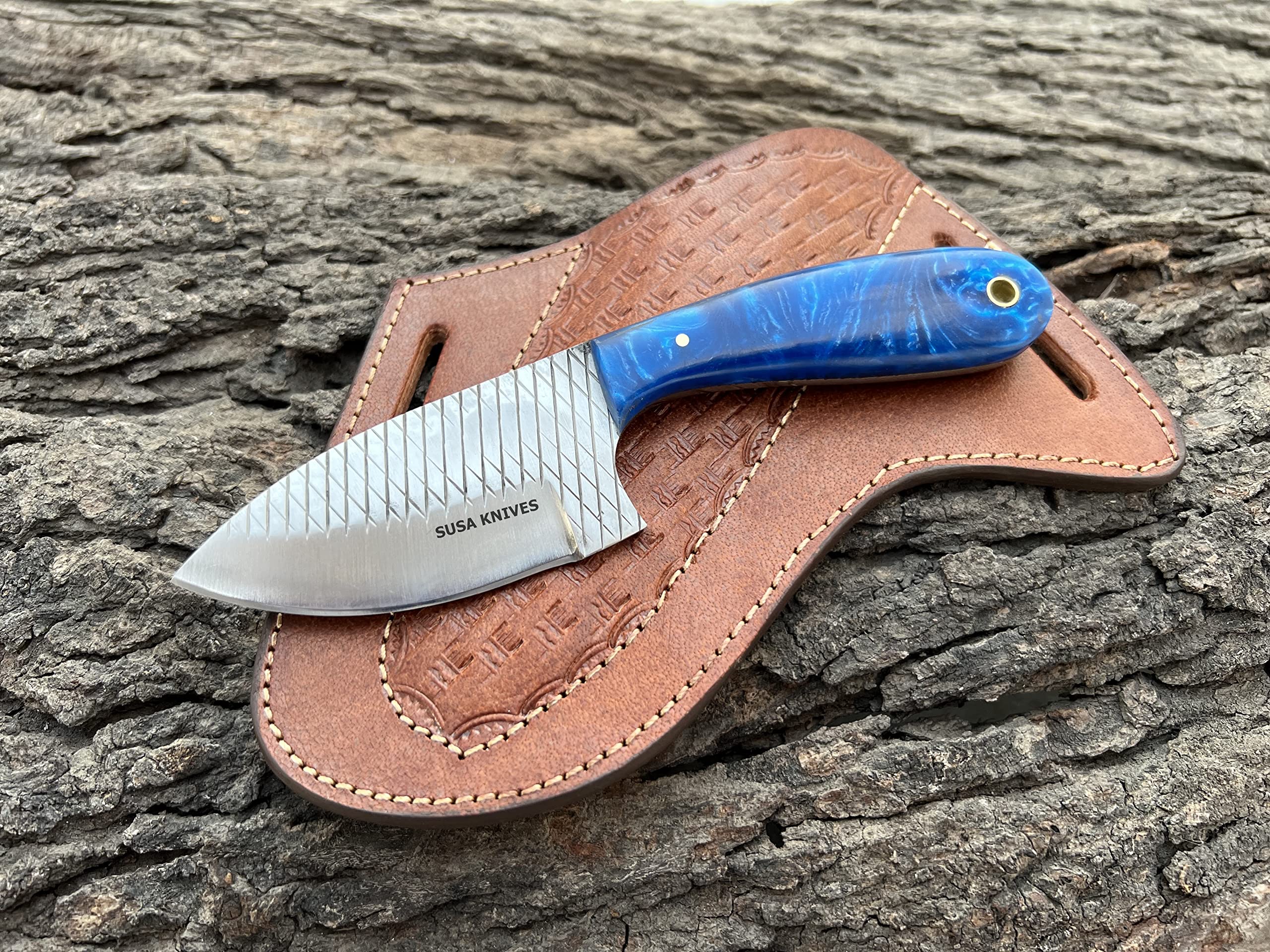 SUSA KNIVES Custom Handmade Excellent Farrier Rasp Bull Cutter knives horse file steel bull cutter knife, cowboy skinner knife with pancake leather sheath (BLUE)