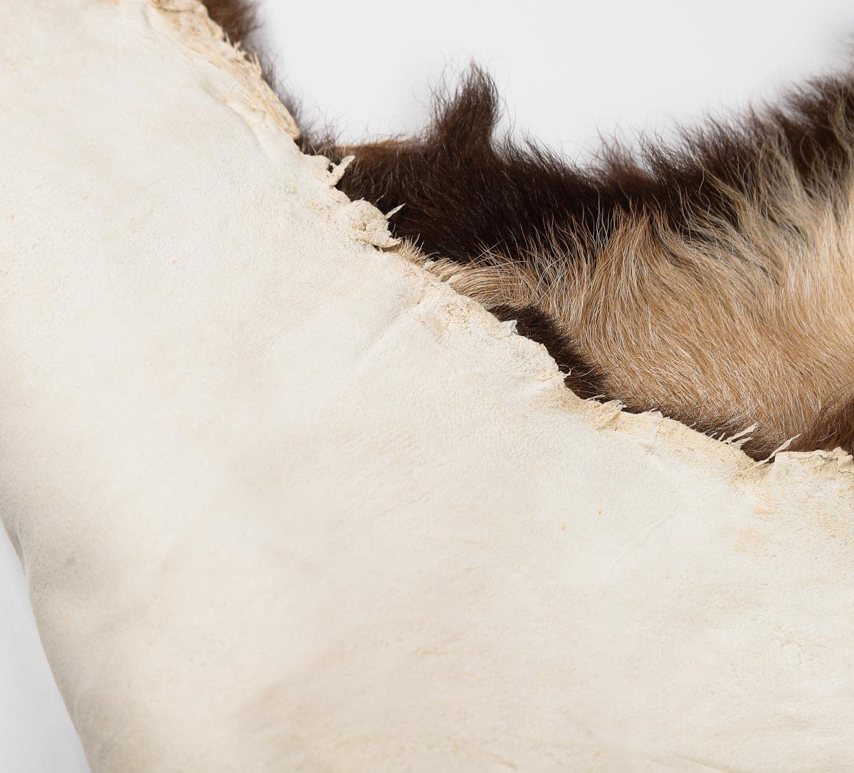 Natural Tanned Antelope Fur Pelts Real Goat Hides Sheepskin Leather Fur Rugs Handbag Scarf Clothing Accessories (Light Brown, Length: 15.7-26 in, Width: 11.8-21.6 in),1 pcs