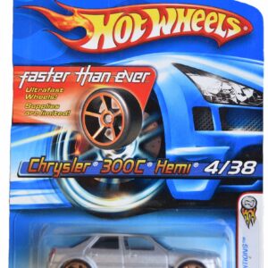 Hot Wheels Chrysler 300C Hemi, 2006 First Editions 4/38