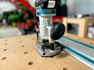 toolcurve guide rail adapter compatible with makita plunge trim router - made in usa