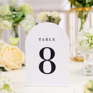 UNIQOOO White Arch Wedding Table Numbers with Stands 1-30, 5x7" Acrylic Signs and Holders, Perfect for Centerpiece, Reception, Decoration, Party, Anniversary, Event