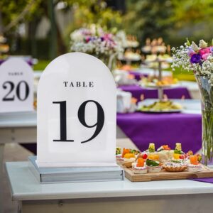 UNIQOOO White Arch Wedding Table Numbers with Stands 1-15, 5x7" Acrylic Signs and Holders, Perfect for Centerpiece, Reception, Decoration, Party, Anniversary, Event