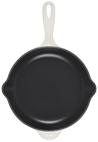 Le Creuset Classic Cast Iron Handle Skillet, 9", White