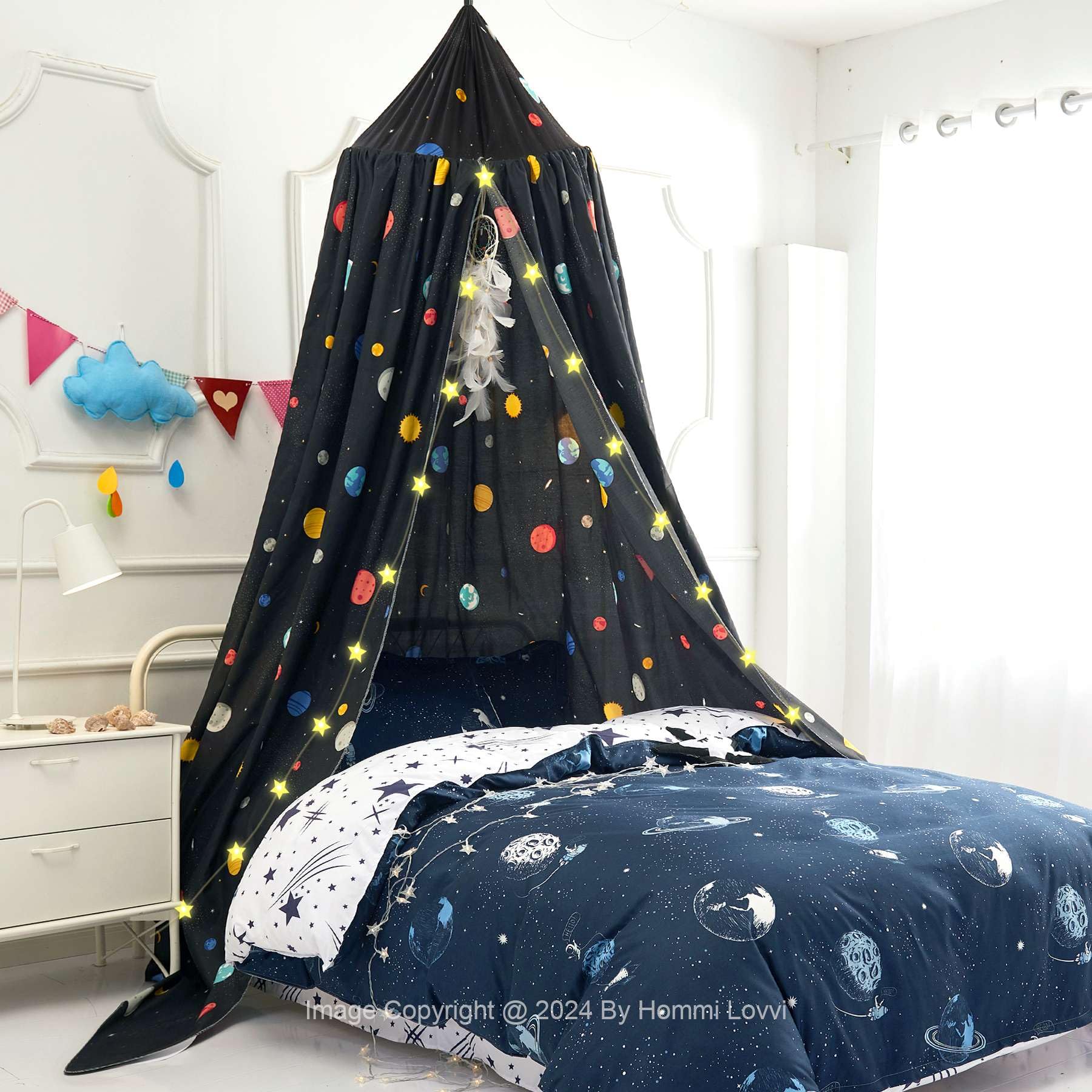 Hommi Lovvi Space Planets Print Kids Bed Canopy, Girls Princess Bed Canopy Dreamy Room Decor, Soft Hanging Reading Nook Play Tent Canopy, Extra Large Full Size Bed Canopy with String Light