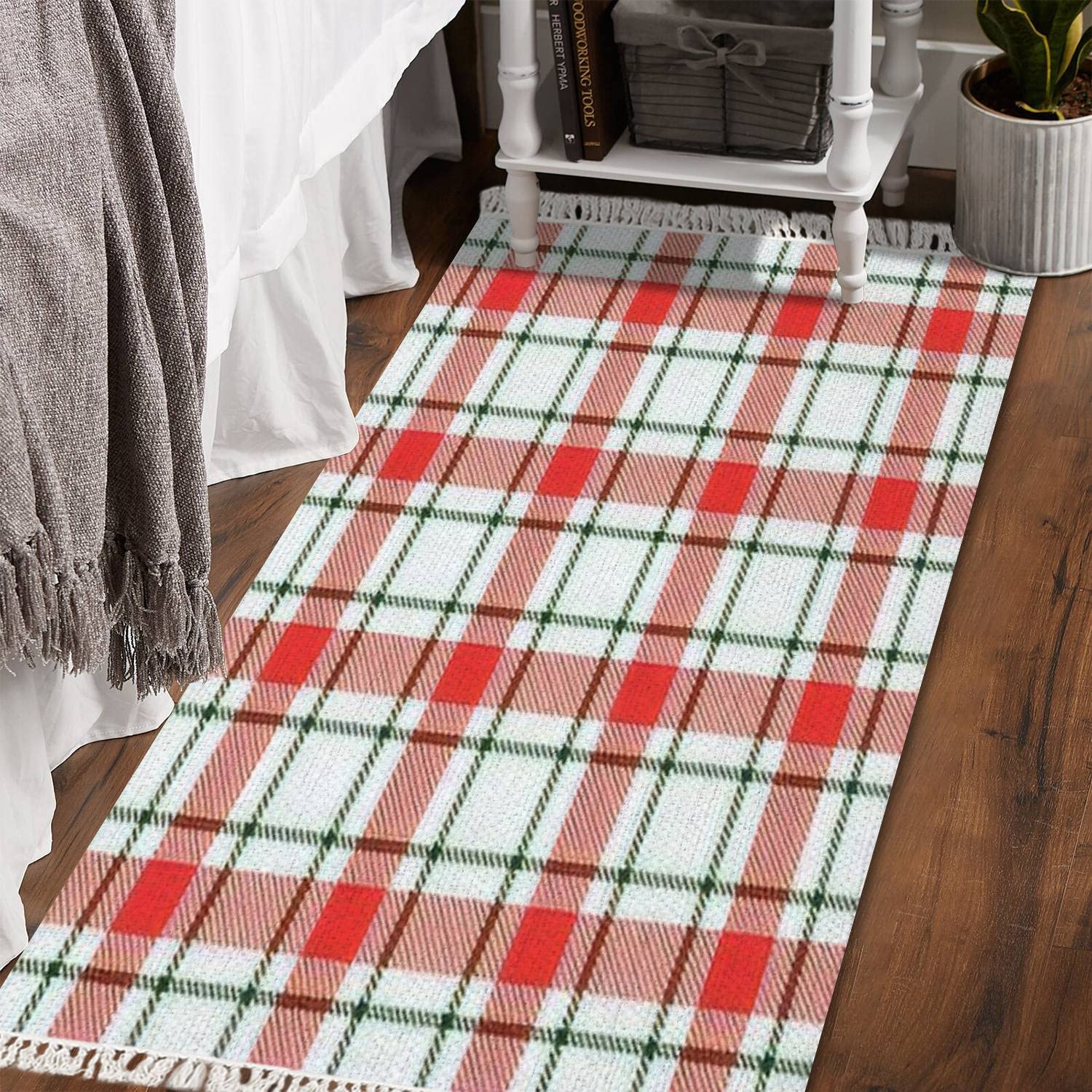 DGAIER Boho Area Rug Christmas and New Year Tartan Plaid Scottish in White red and Green Play Mat Runner Carpet Minimalist Room Decor Indoor Outdoor Woven Rug Entryway Laundry Room Bedroom Rug 3x5'