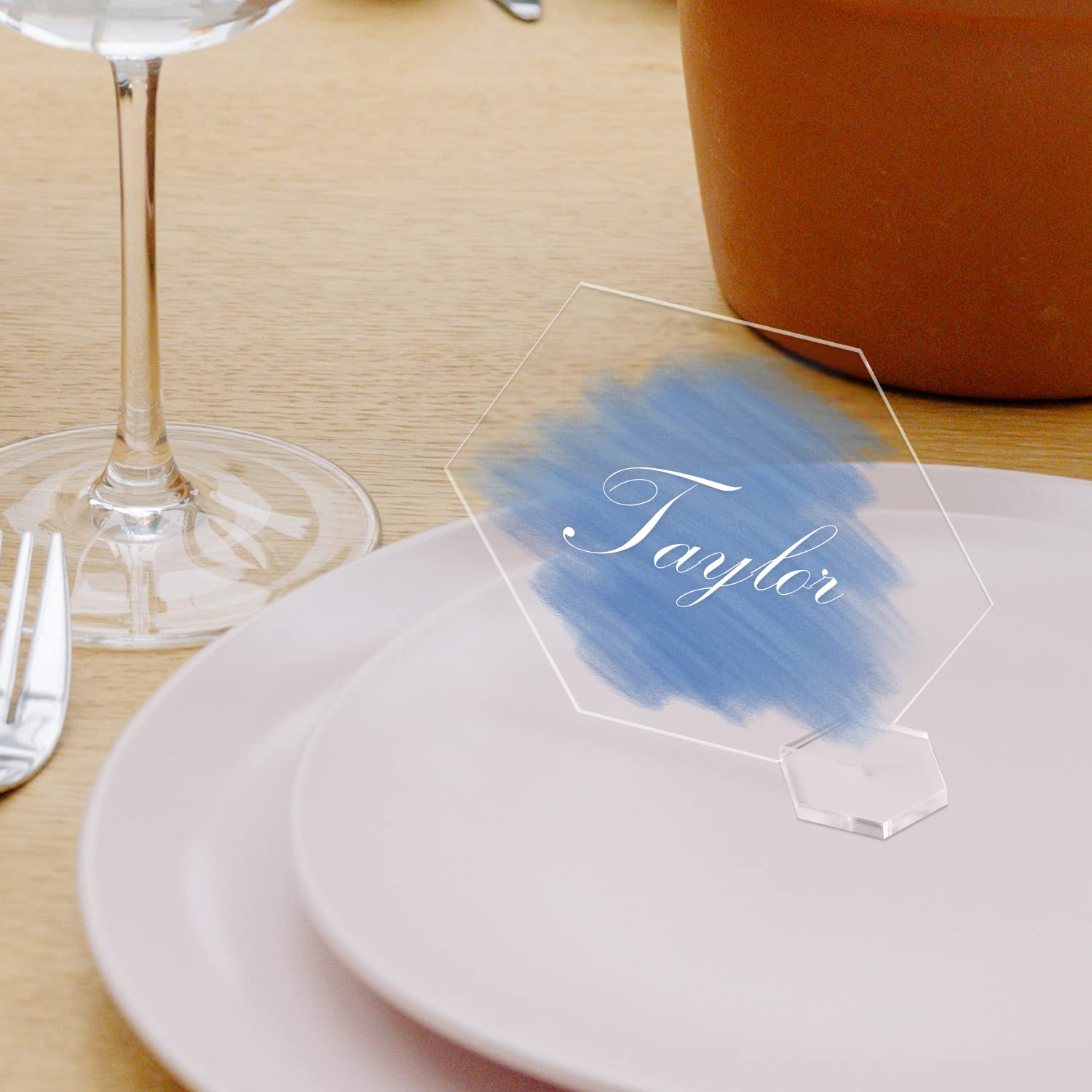 30 Pcs Clear Hexagon Acrylic Place Cards with Holders, DIY Blank Acrylic Name Place Cards Acrylic Signs, Freestanding Acrylic Wedding Guest Names Escort Cards for Wedding Party Dinner Table Setting