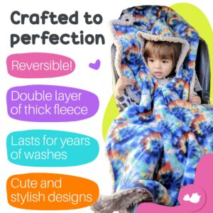 Birdy Boutique Car Seat Poncho for Kids – Safe to Use Over Seat Belts – Reversible Warm and Cozy Blanket – Easy on Easy Off and Doesn’t Impact Car Seat Performance – Tie Dye – One Size