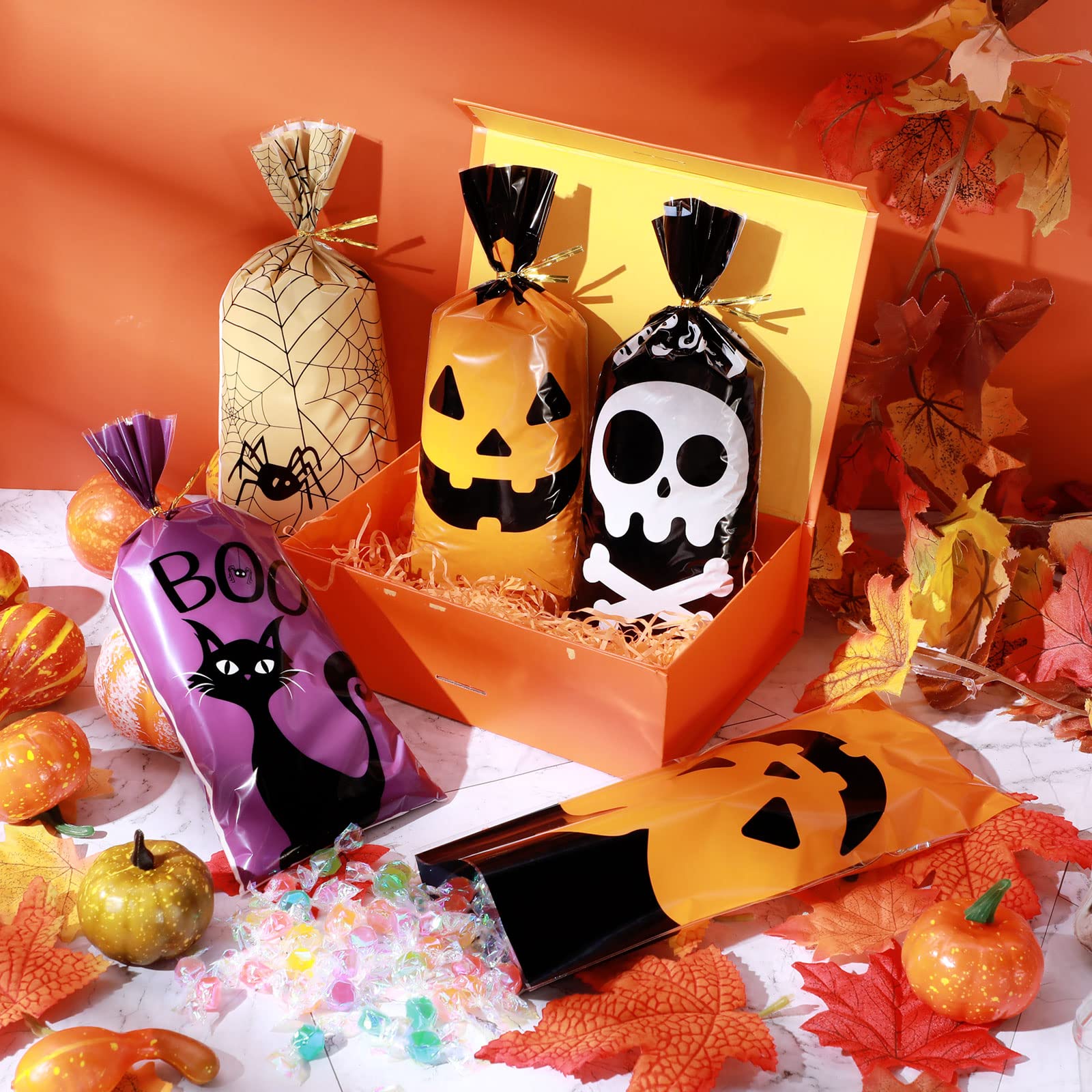 100 Pcs Halloween Candy Gift Bag Halloween Cellophane Bag Halloween Colorful Candy Bag Plastic Trick or Treat Cookie Goodie Bag with Twist Ties Halloween Treat Party Favor, Pumpkin, Cat, Skull, Spider