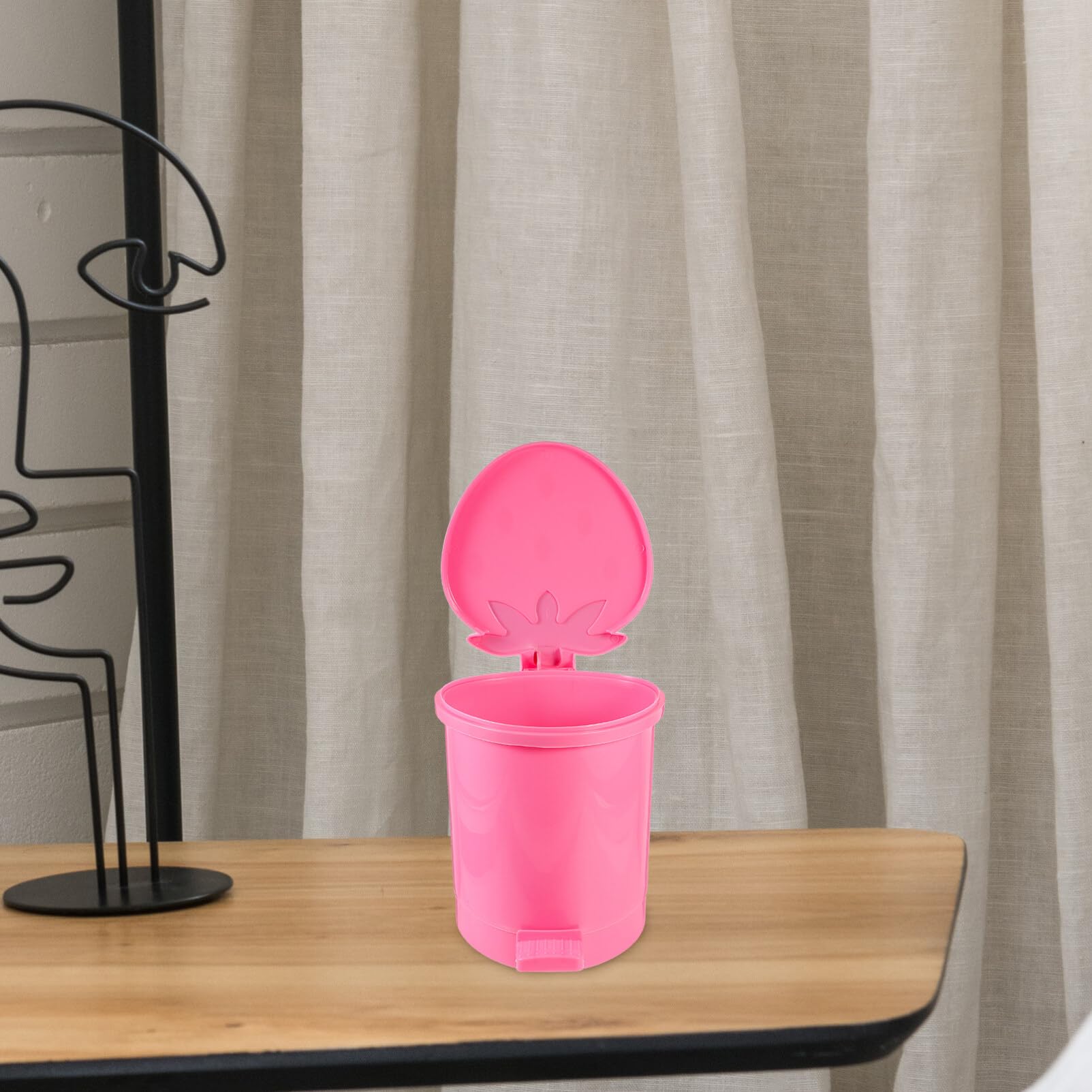 NUOBESTY Desktop Trash Can Desk Trash Can Pink Room Decor Small Fruit Trash Can Mini Recycle Bin Kawaii Decorative Flower Decorative Trash Can Pink Decor Office Plastic with Cover Trash Bin