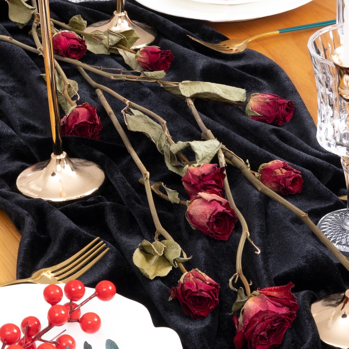 Socomi Black Velvet Table Runner 20 x 120 Inches 10ft Luxurious Thick Cotton Christmas Thanksgiving Wedding Runner for New Year Bridal Shower