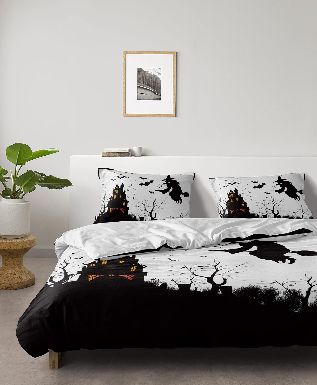 Chucoco Queen Duvet Covers Set Halloween Black Witch Broom 4 Pcs Bedding Sets Brushed Microfiber Quilt Covers Lightweight Cozy Flat Sheet with 2 Pillowcases Haunted House Graveyard Bats