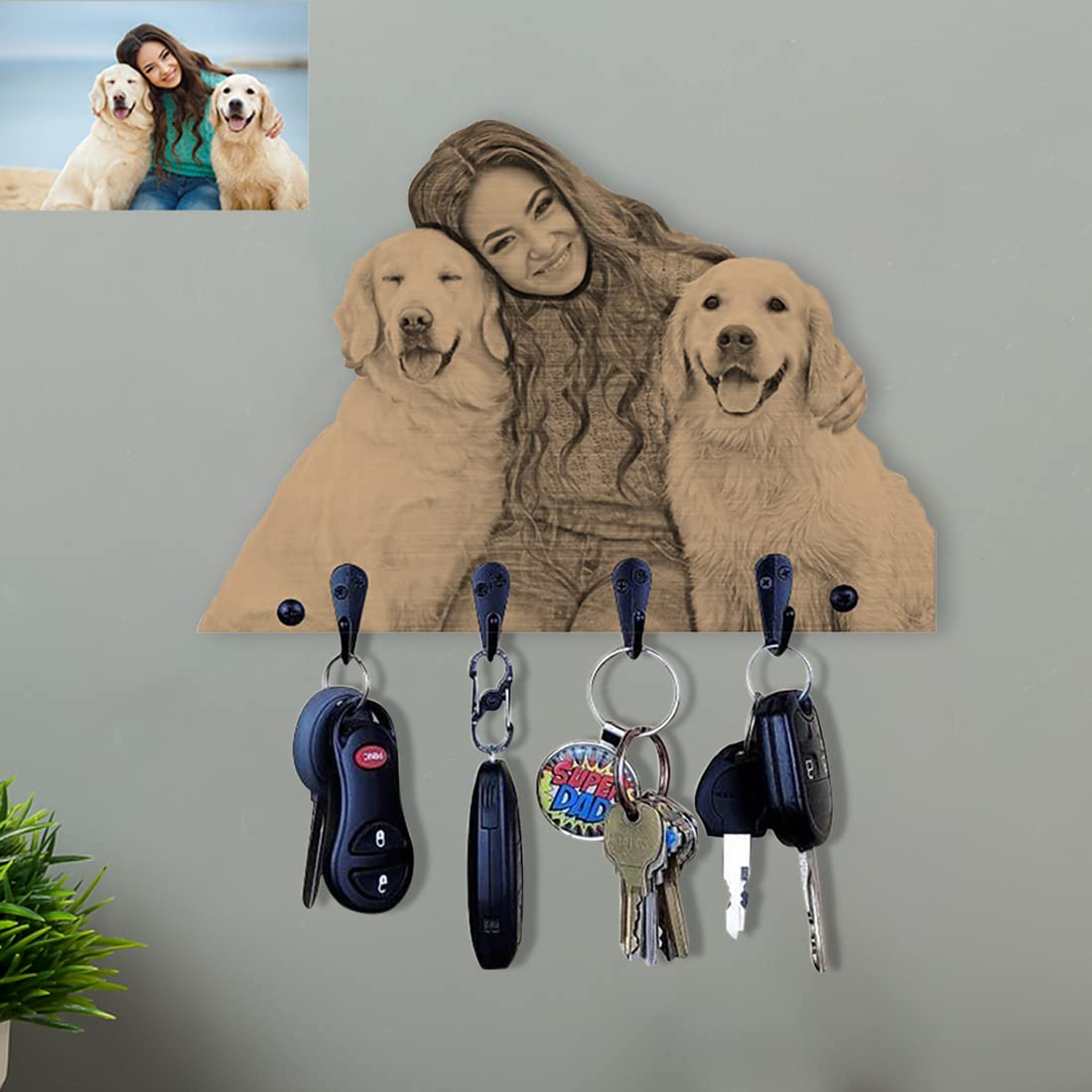 Personalized Photo Wooden Key Holder for Decorative Custom Key Rack Hanger for Wall with 4 Hooks for Keychain Rustic Home Decor Presonalized Gifts for Family Birthday Christmas Day