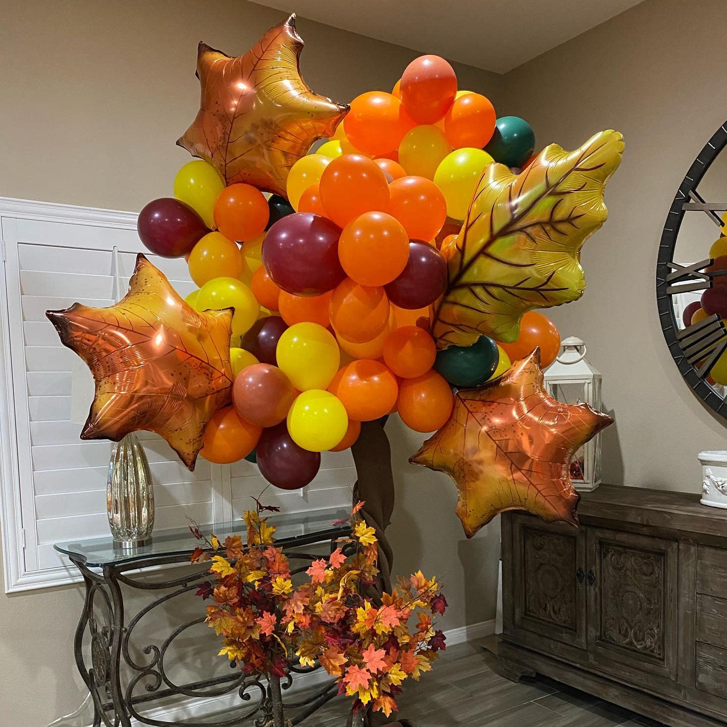 141Pcs Fall Balloon Arch Garland Kit-with Burnt Orange Burgundy Brown Yellow Gold Balloons Maple Leaves for Thanksgiving Friendsgiving Autumn Party Supplies Birthday Baby Shower Decorations