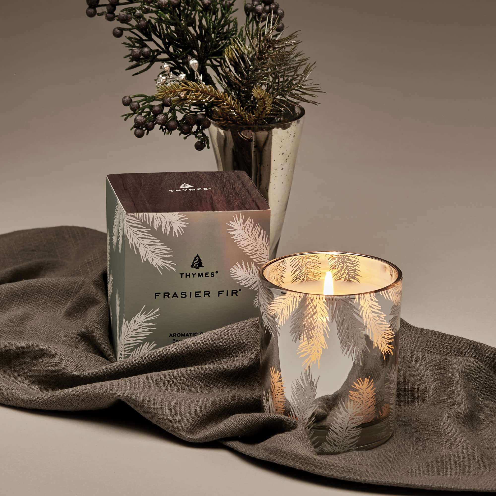 Thymes Frasier Fir Candle – Pine Needle Design – Holiday Candles – Scented Candle – Notes of Crisp Siberian Fir, Cedarwood & Sandalwood – Luxury Home Fragrance – Silver Candle Jar (Statement, 6.5 oz)