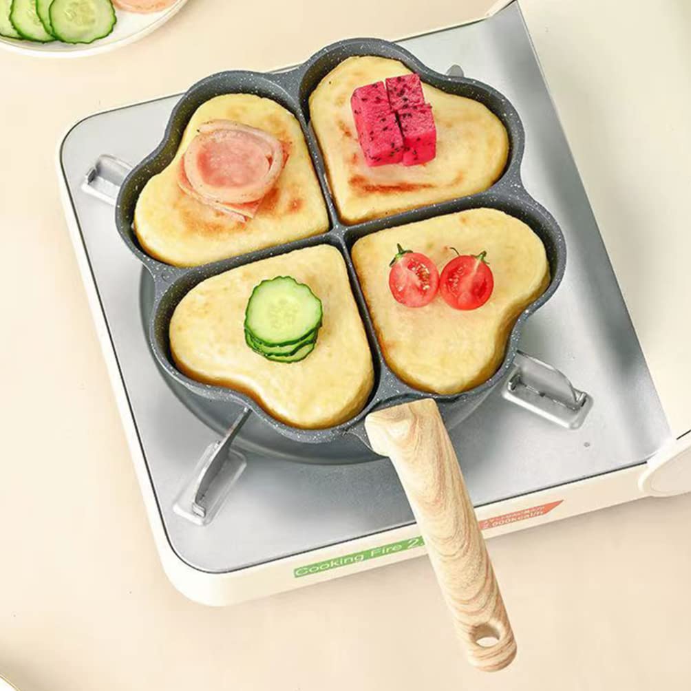 Hemoton Egg Frying Pan Heart Shape Aluminum Omelet Pan Fried Egg Pan Skillet with Wooden Handle Pancake Pan Non Stick Egg Cooker Pan for Breakfast, Pancake, Hamburger, Sandwiches