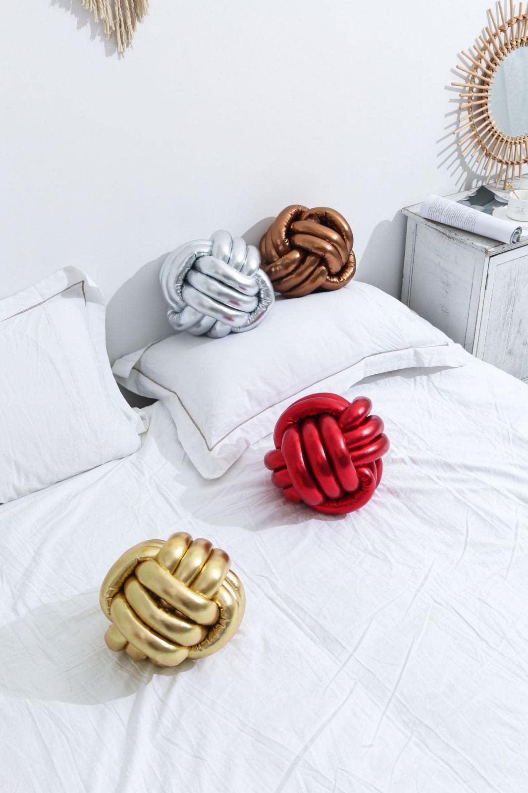 MOJUN Knot Ball Pillow, 7.8" Handmade Round Knot Ball Plush Pillow for Christmas Party Decor, Knotted Pillow for Home Room Sofa Couch Bed Kids Gift, Gold