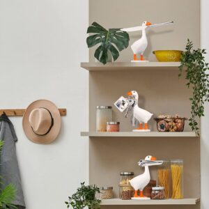 Leiormvses Magnetic Goose Duck Key Holder 1 Pcs, Room Decorations Cute Figurines Ornament Goose Merch Animal Statues for Home Decor Housewarming Gifts (White Base)