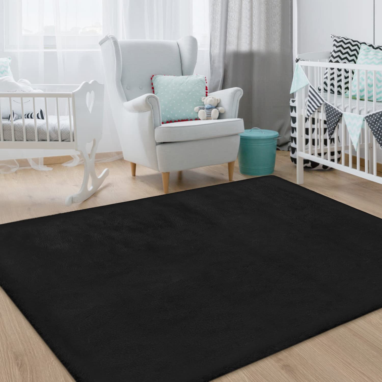 Fixseed Soft White Fluffy Area Rug 3x5 Faux Rabbit Washable Fur Rugs for Bedroom, White Fuzzy Living Room Carpets Indoor Modern Shag Area Rugs for Children Bedroom Nursery Playroom Home Decor Rug