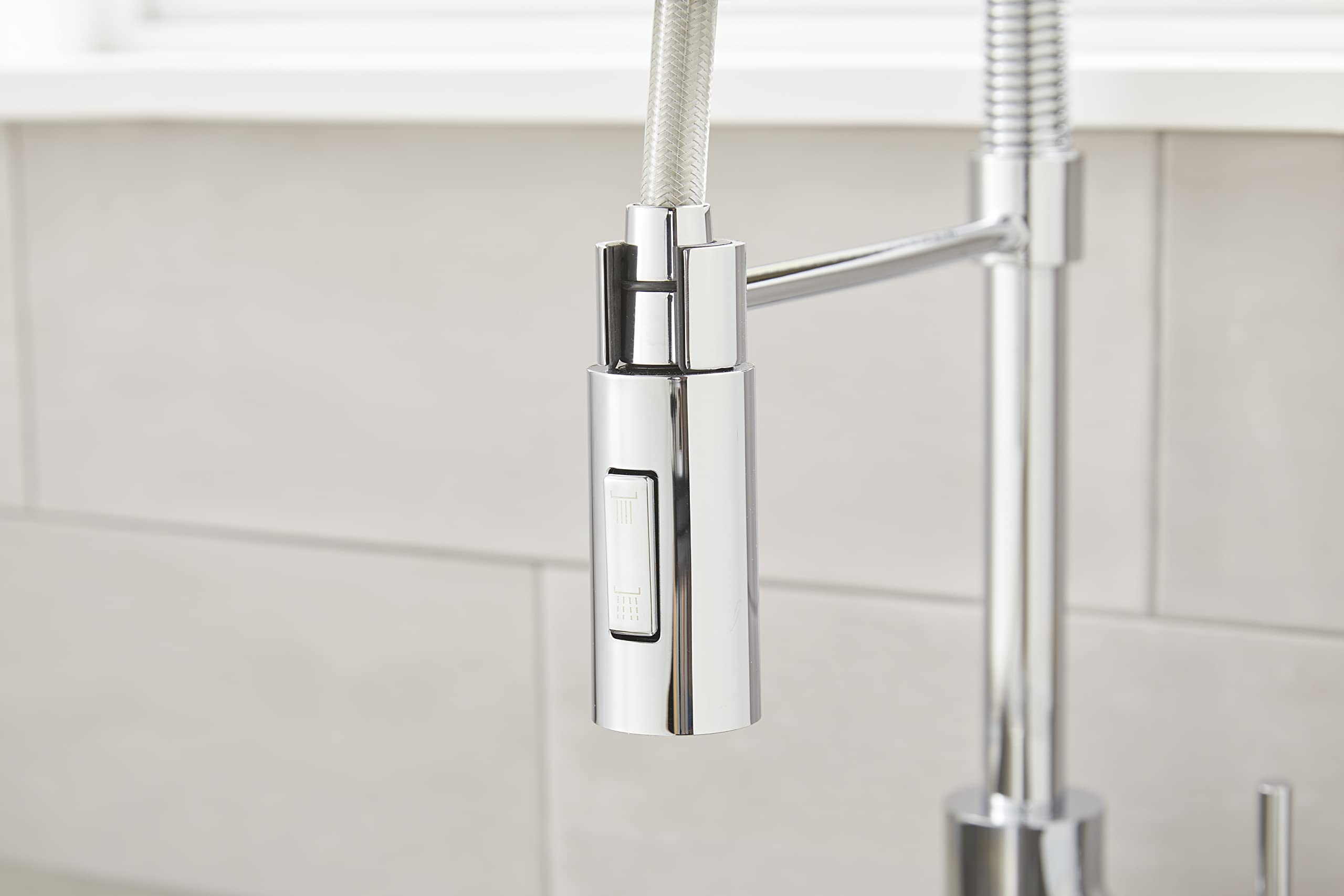 The Foodie 1H Pre-Rinse Kitchen Faucet 1.75gpm