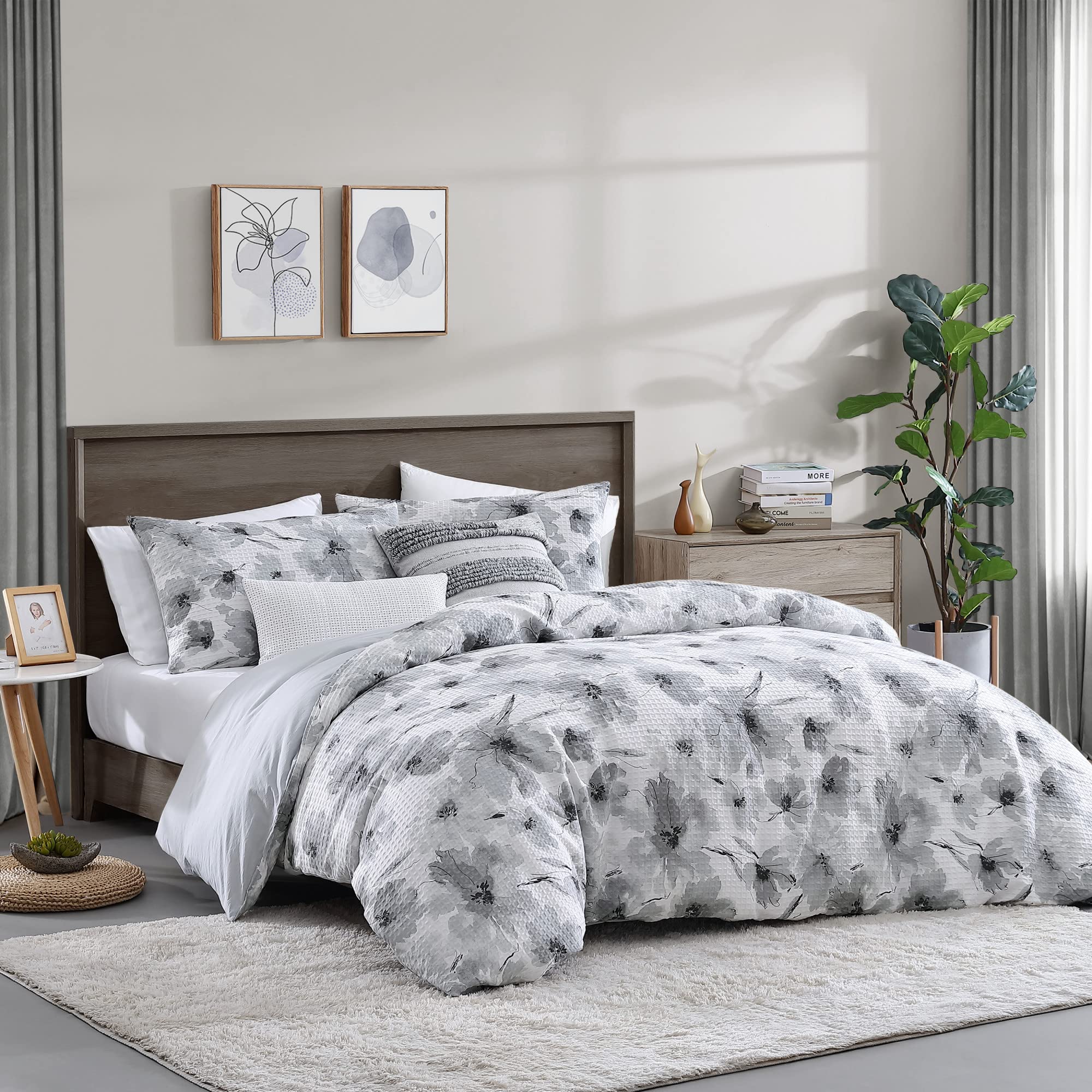 DKNY Bedding Modern Bloom 3-Piece Floral Cotton Duvet Cover Set, King, Grey