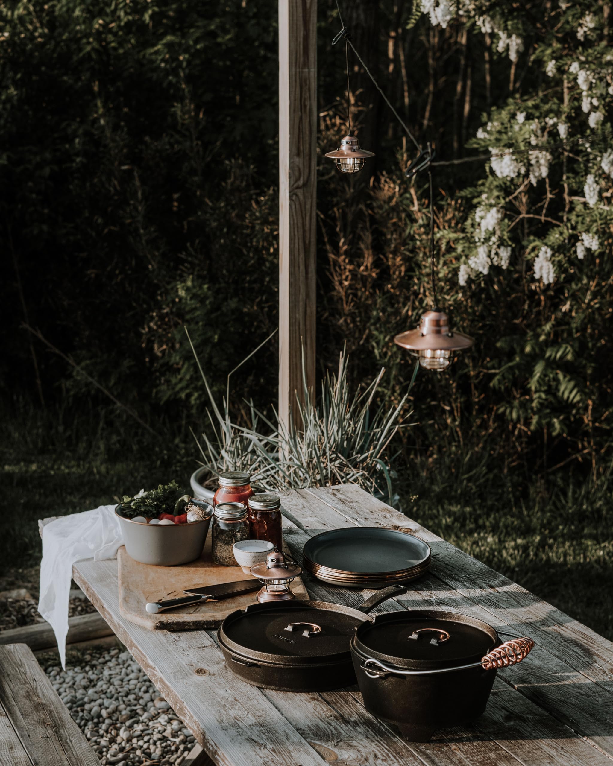 Barebones Polished Cast Iron Dutch Oven with Lid - 4-Quart Premium Performance Cookware with a Heat-Dispersing Copper Handle and Ring