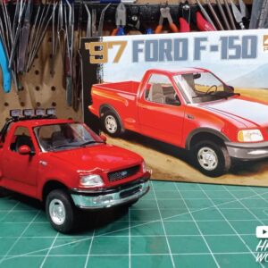 AMT 1997 Ford F-150 4x4 Pickup 1:25 Scale Model Kit